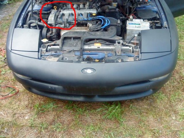 motorraum.JPG
