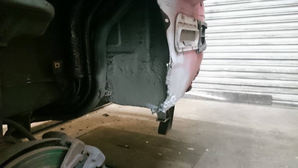 Schweller HL.jpg (120.27 KiB) 39756 mal betrachtet Schweller HL.jpg